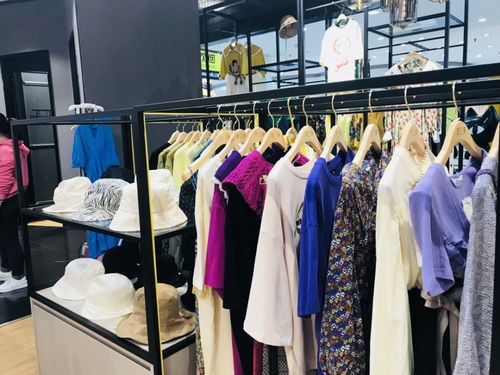 從0到1猛鋪私域 這位“女裝大佬”圈粉百萬背后藏著的四個高招